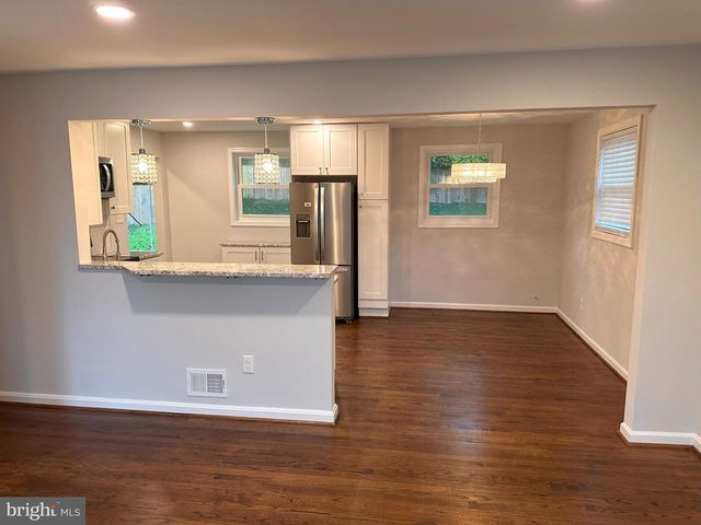 11908 ROCKING HORSE RD, Rockville, MD 20852