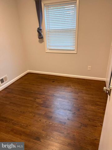 11908 ROCKING HORSE RD, Rockville, MD 20852