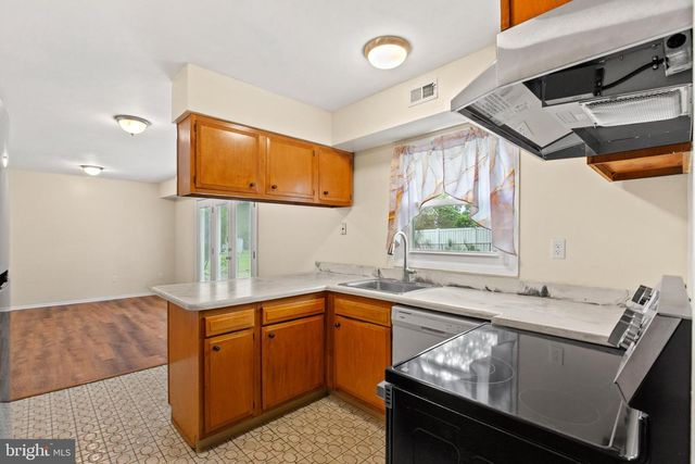 4004 CROYDON LN, Bowie, MD 20715