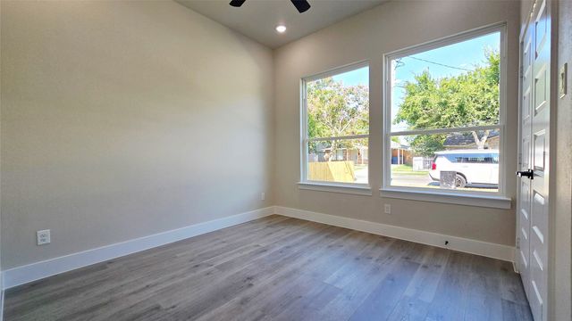 4111 Pringle Drive, Dallas, TX 75212