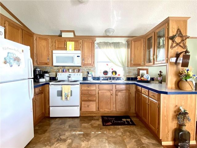 718 Showers Drive, Mission, TX 78572