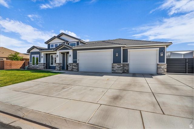 3699 W 2830 S, Hurricane, UT 84737
