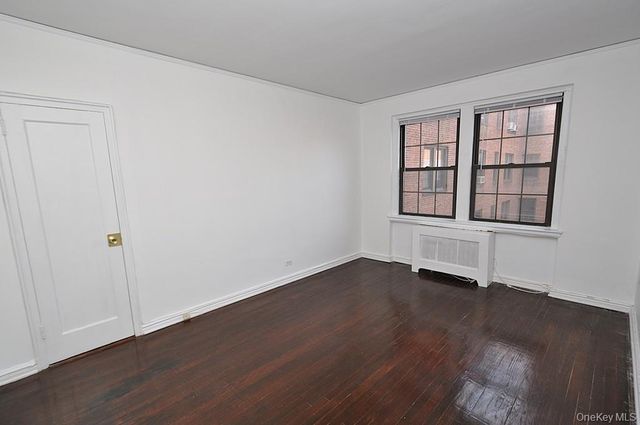 180 Garth Road 4F, Scarsdale, NY 10583