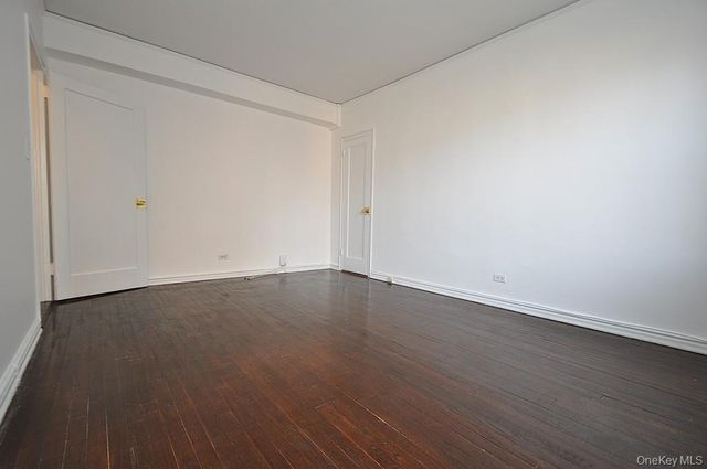 180 Garth Road 4F, Scarsdale, NY 10583