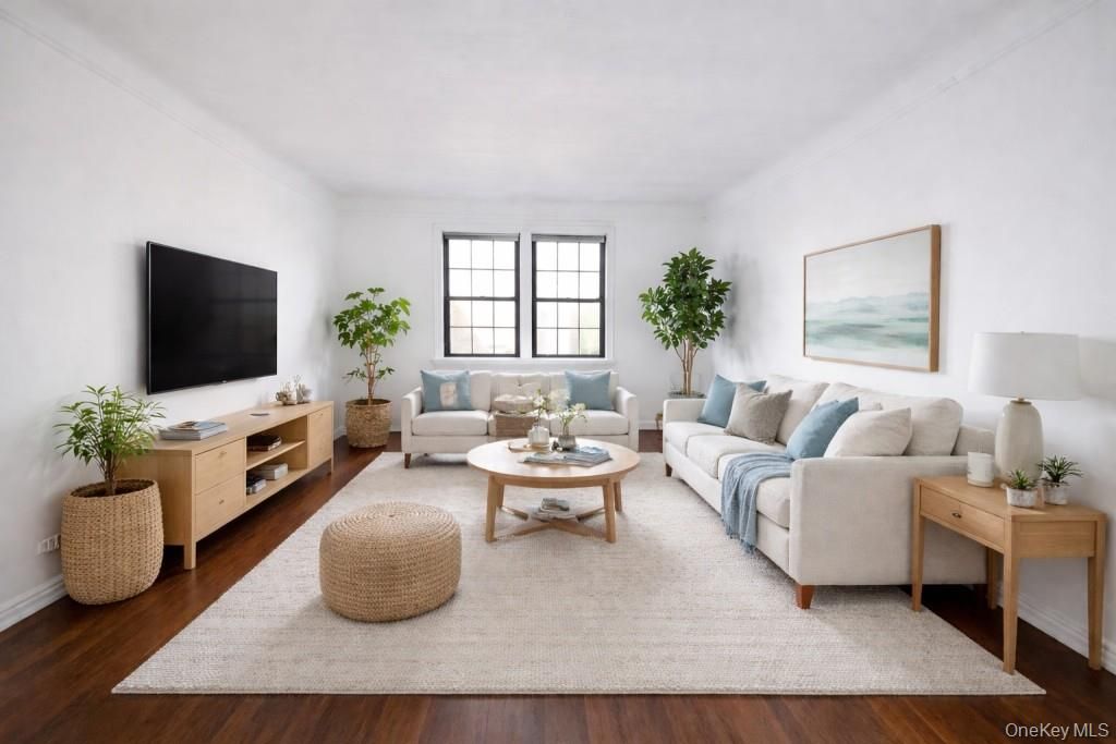 180 Garth Road 4F, Scarsdale, NY 10583