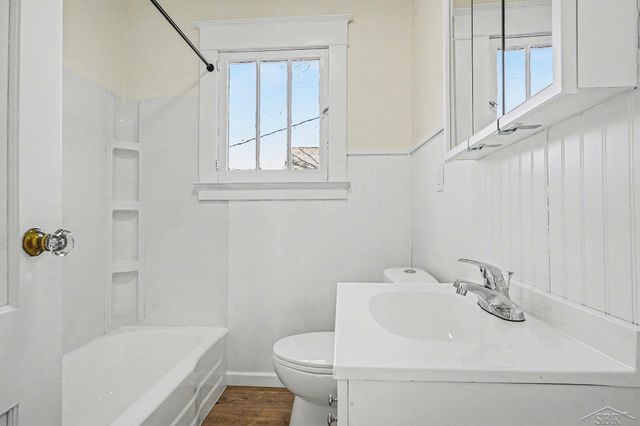 1707 S Monroe Street, Bay City, MI 48708