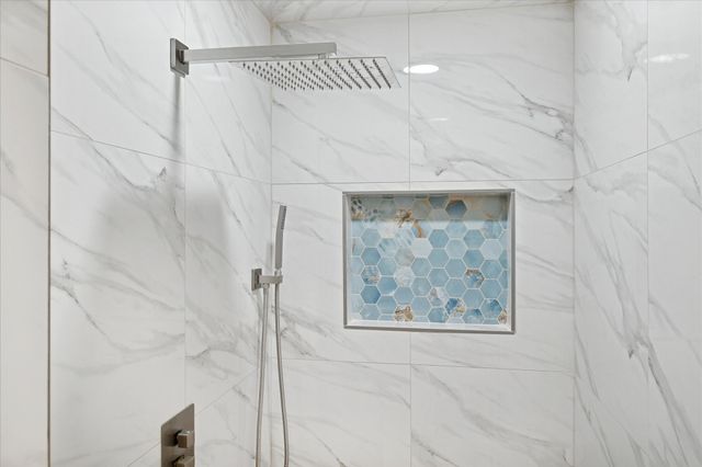 62 Legend Road, Benbrook, TX 76132