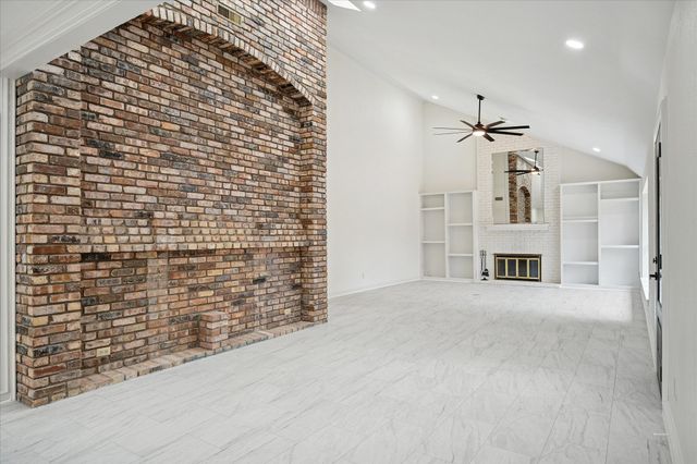 62 Legend Road, Benbrook, TX 76132