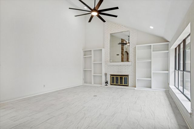 62 Legend Road, Benbrook, TX 76132