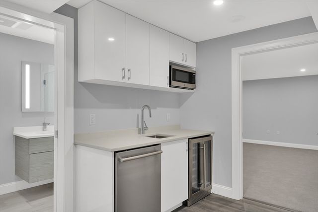 771-781 Harrison PH-8, Boston, MA 02118