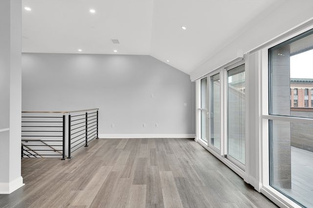 771-781 Harrison PH-8, Boston, MA 02118