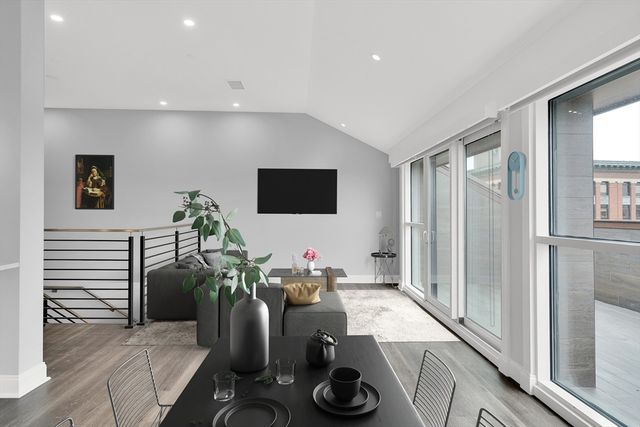 771-781 Harrison PH-8, Boston, MA 02118