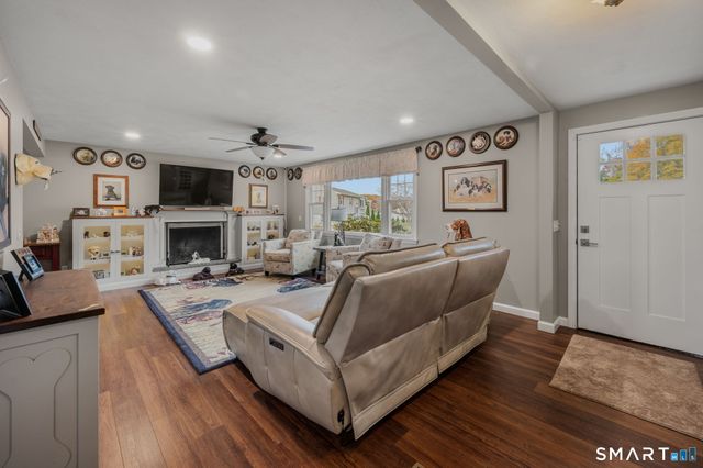25 Sandy Hollow Drive, Waterford, CT 06385