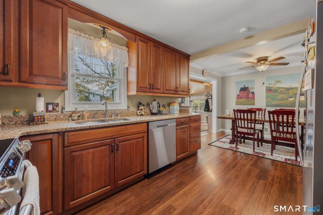 25 Sandy Hollow Drive, Waterford, CT 06385