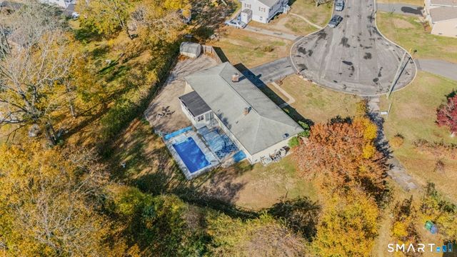 25 Sandy Hollow Drive, Waterford, CT 06385