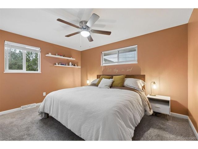 6089 W 70th Ave, Arvada, CO 80003