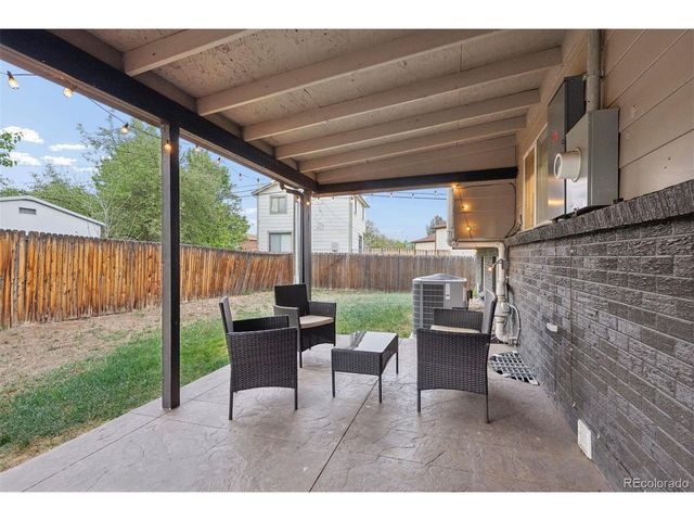 6089 W 70th Ave, Arvada, CO 80003