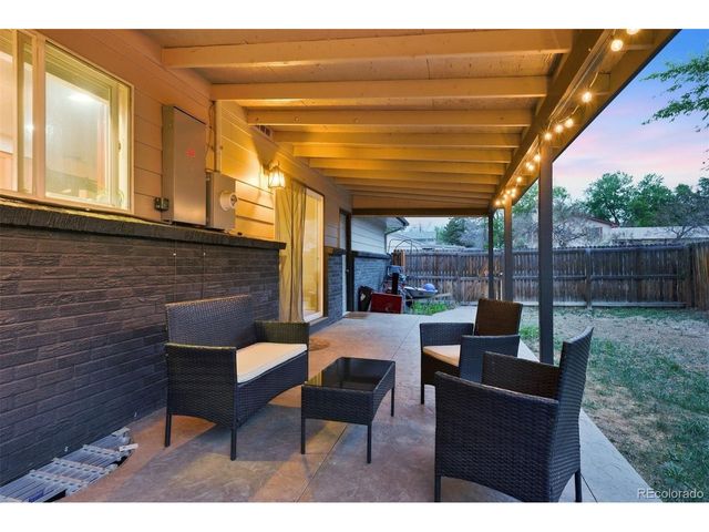 6089 W 70th Ave, Arvada, CO 80003