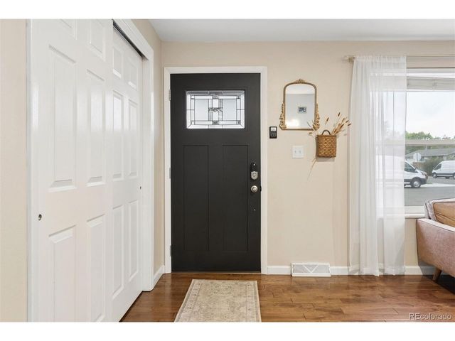 6089 W 70th Ave, Arvada, CO 80003