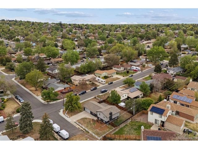 6089 W 70th Ave, Arvada, CO 80003