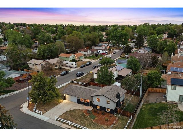 6089 W 70th Ave, Arvada, CO 80003