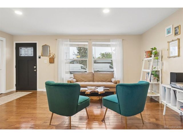 6089 W 70th Ave, Arvada, CO 80003