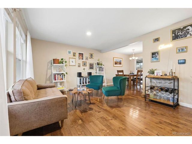 6089 W 70th Ave, Arvada, CO 80003