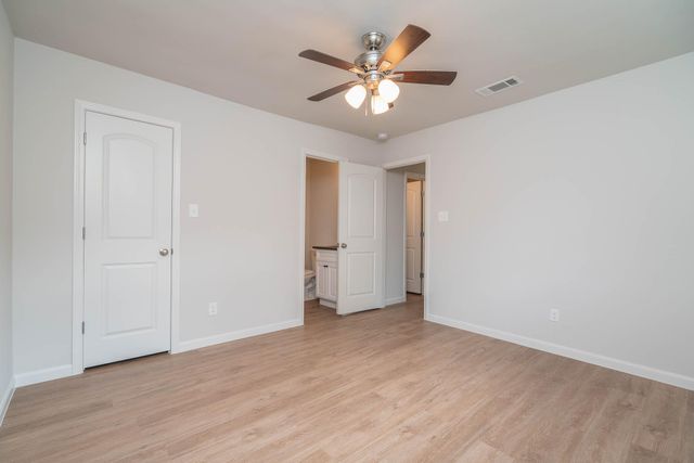 408 Bellmar Lane, Friendswood, TX 77546