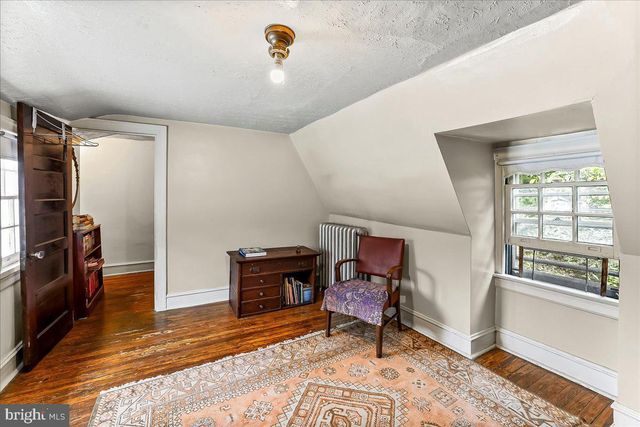 520 BURNHAM RD, Philadelphia, PA 19119
