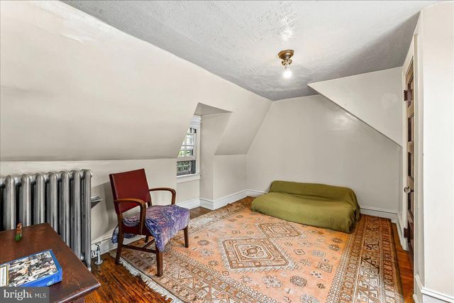 520 BURNHAM RD, Philadelphia, PA 19119