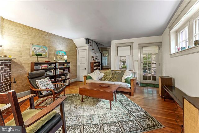 520 BURNHAM RD, Philadelphia, PA 19119