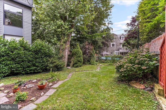 520 BURNHAM RD, Philadelphia, PA 19119