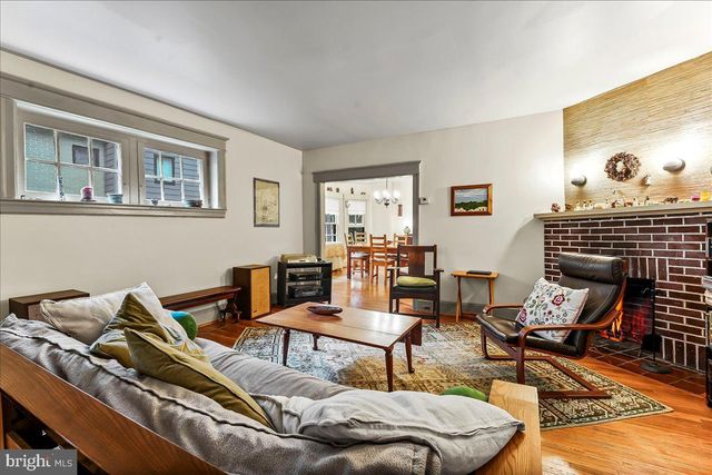 520 BURNHAM RD, Philadelphia, PA 19119