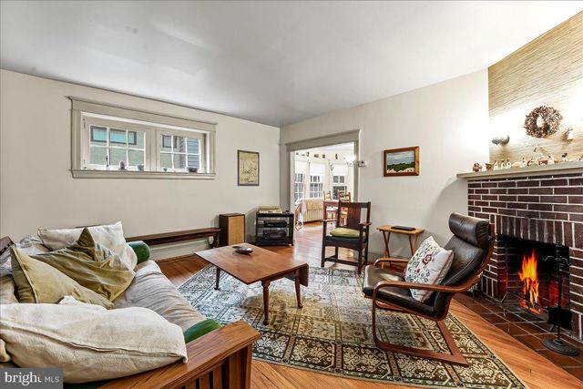 520 BURNHAM RD, Philadelphia, PA 19119