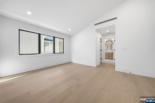 117 Henry Street LEFT, Palisades Park, NJ 07650