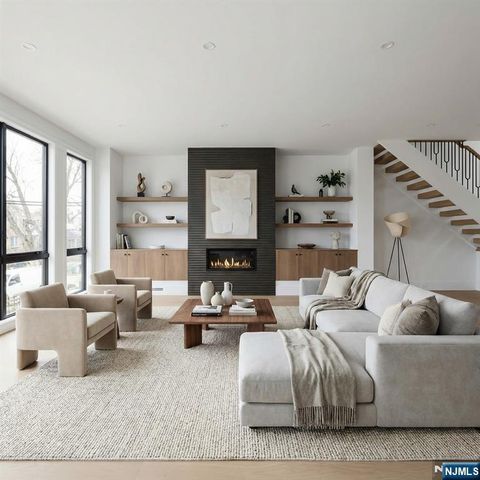 117 Henry Street LEFT, Palisades Park, NJ 07650