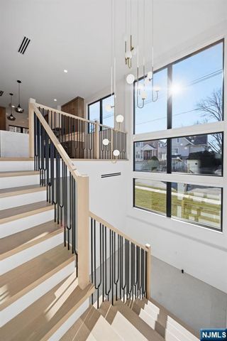 117 Henry Street LEFT, Palisades Park, NJ 07650