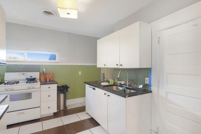 2814 Colfax Avenue S, Minneapolis, MN 55408