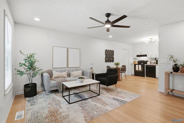 25431 Vaughn Street, Elkmont, AL 35620
