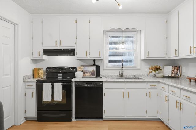 25431 Vaughn Street, Elkmont, AL 35620