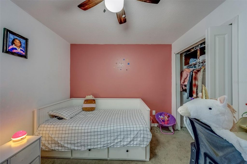 Image 21 of property listing at 10222 COOL WATERLILY AVENUE, Riverview, FL 33578