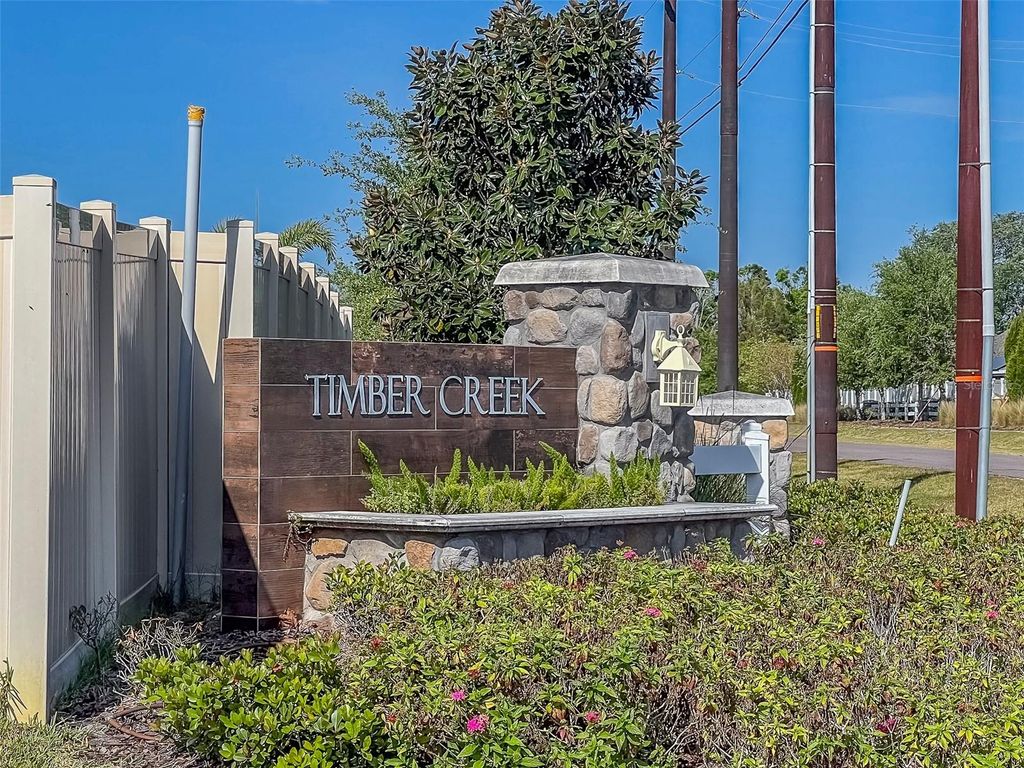 Image 61 of property listing at 10222 COOL WATERLILY AVENUE, Riverview, FL 33578