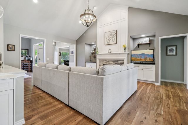 2809 Roper Drive, Plano, TX 75025