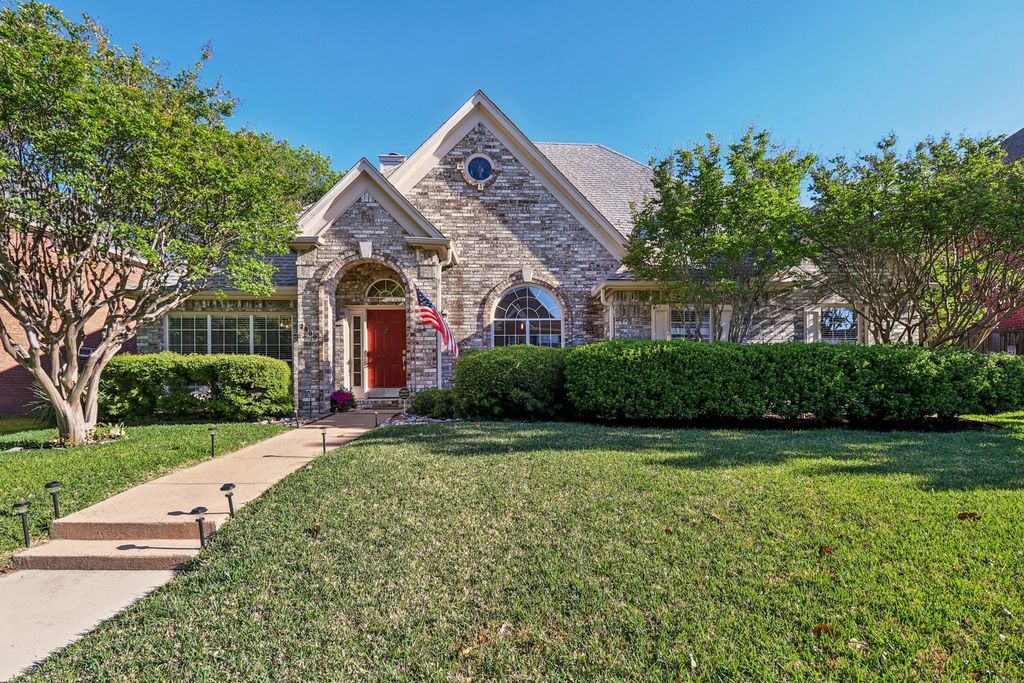 2809 Roper Drive, Plano, TX 75025