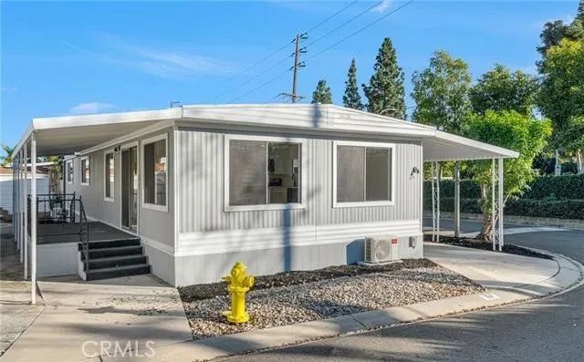 1001 W Lambert 84, La Habra, CA 90631