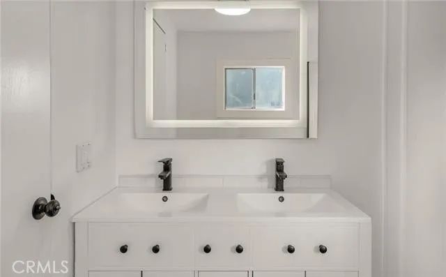 1001 W Lambert 84, La Habra, CA 90631