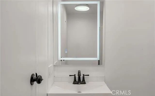 1001 W Lambert 84, La Habra, CA 90631