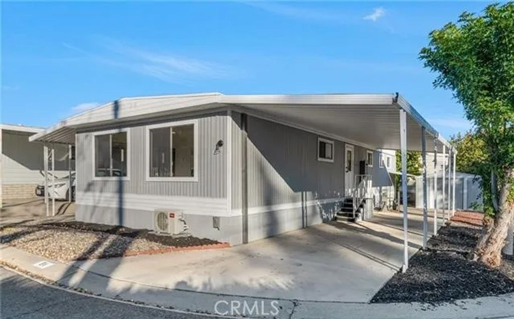 1001 W Lambert 84, La Habra, CA 90631