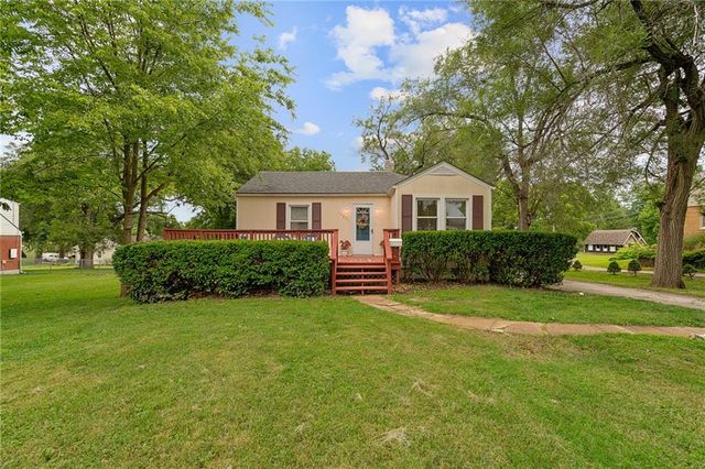13201 E 39th Street S, Independence, MO 64055