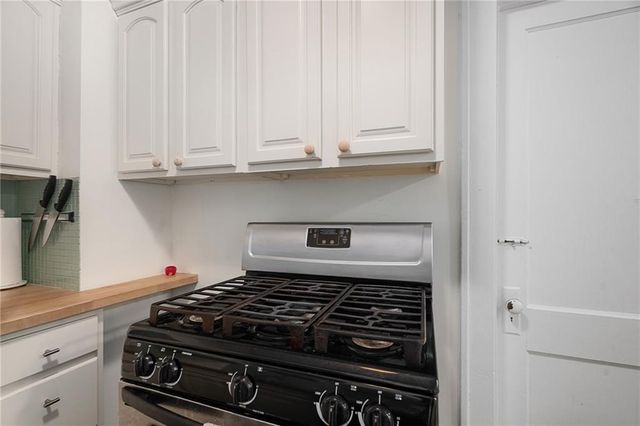 13201 E 39th Street S, Independence, MO 64055